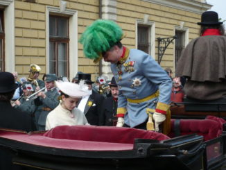 Arcivévoda s hraběnkou Chotkovou (prvomájové oslavy 2009)