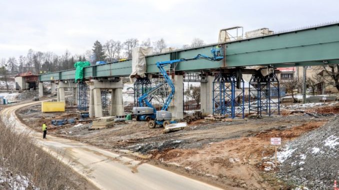 Železniční estakáda u Heřmaniček (Autor: Správa železnic)